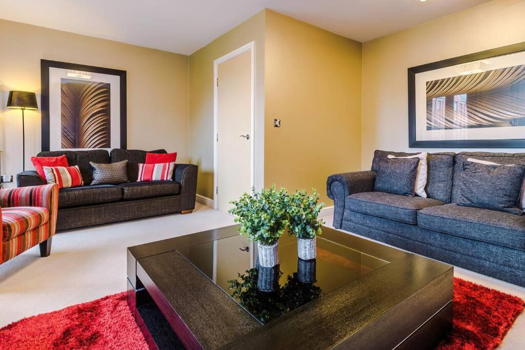 Stylish Townhouse Chester City Centre With Parking Εξωτερικό φωτογραφία