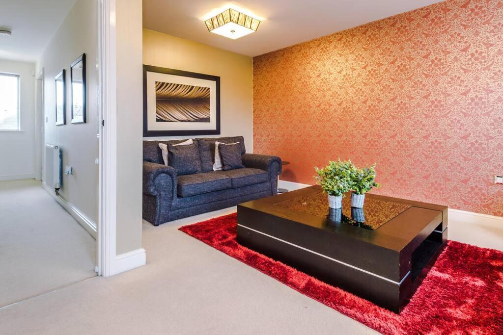 Stylish Townhouse Chester City Centre With Parking Εξωτερικό φωτογραφία