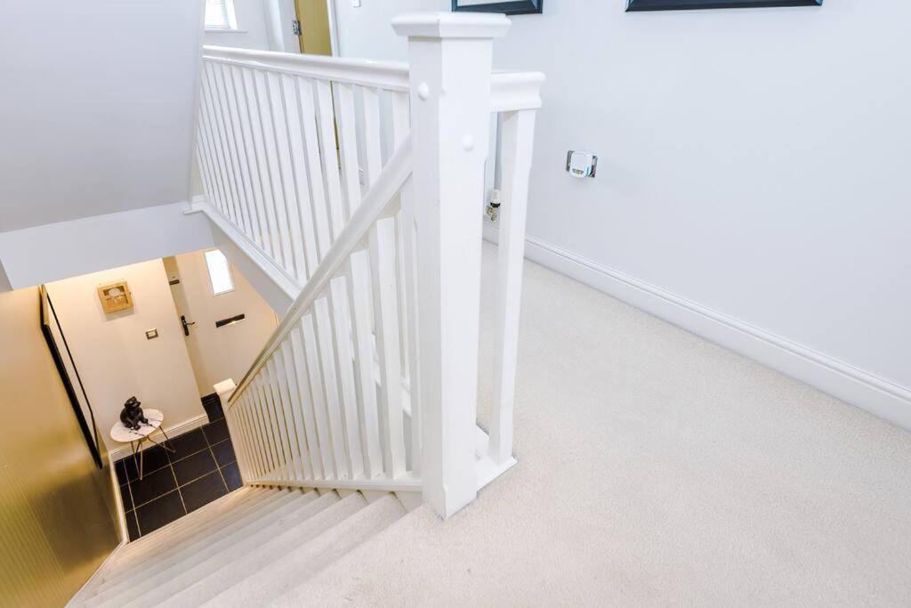 Stylish Townhouse Chester City Centre With Parking Εξωτερικό φωτογραφία